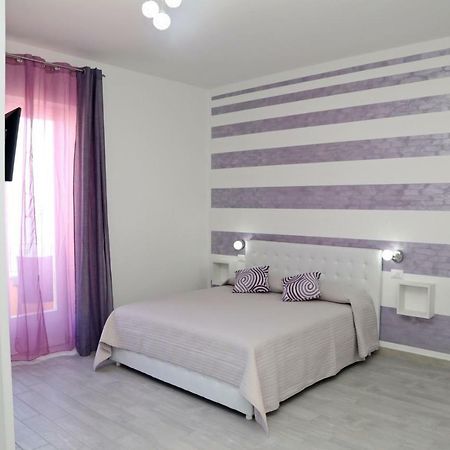 B&B Mimi Кастельсардо Екстер'єр фото